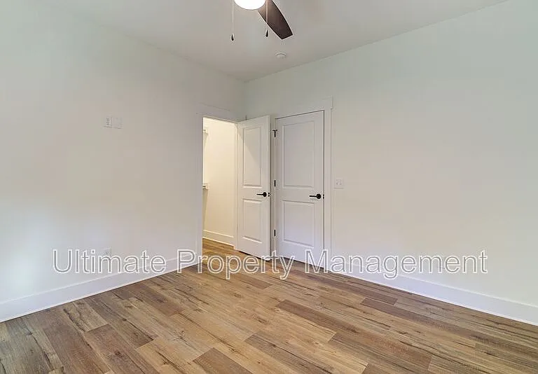 213 Myrtle Ave — Photo 18
