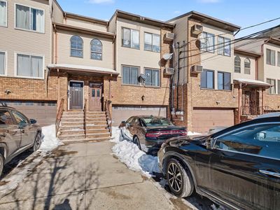 222 Roosevelt St, Union City, NJ, 07087