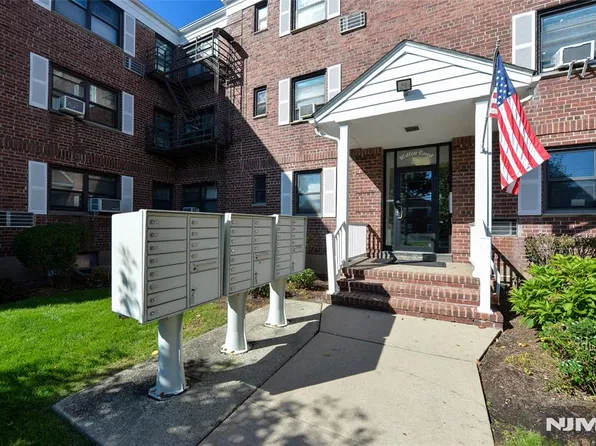 241 Main Street #3H, Bergenfield, NJ 07621