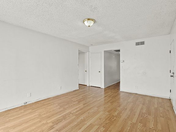 3rd image of 8847 Willis Ave Unit D-4
