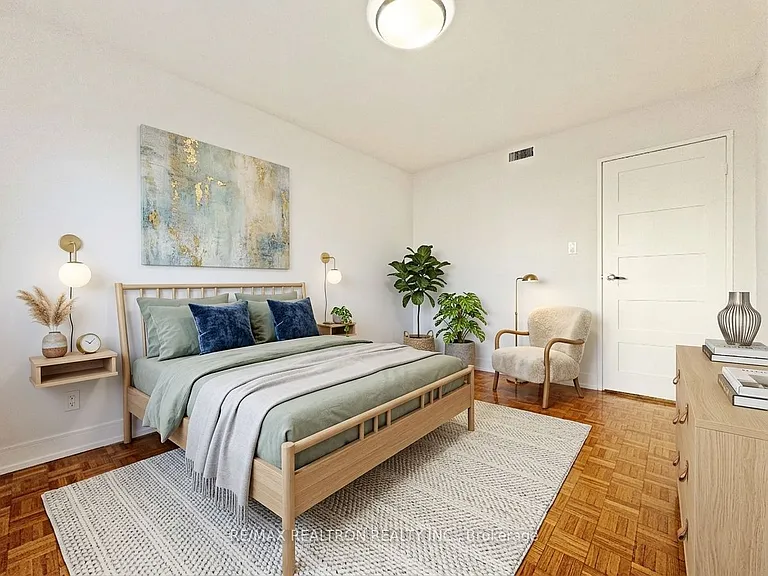 95 Lawton Blvd #601 — Photo 5