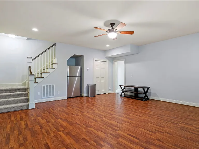 106 Grannon Ct — Photo 34