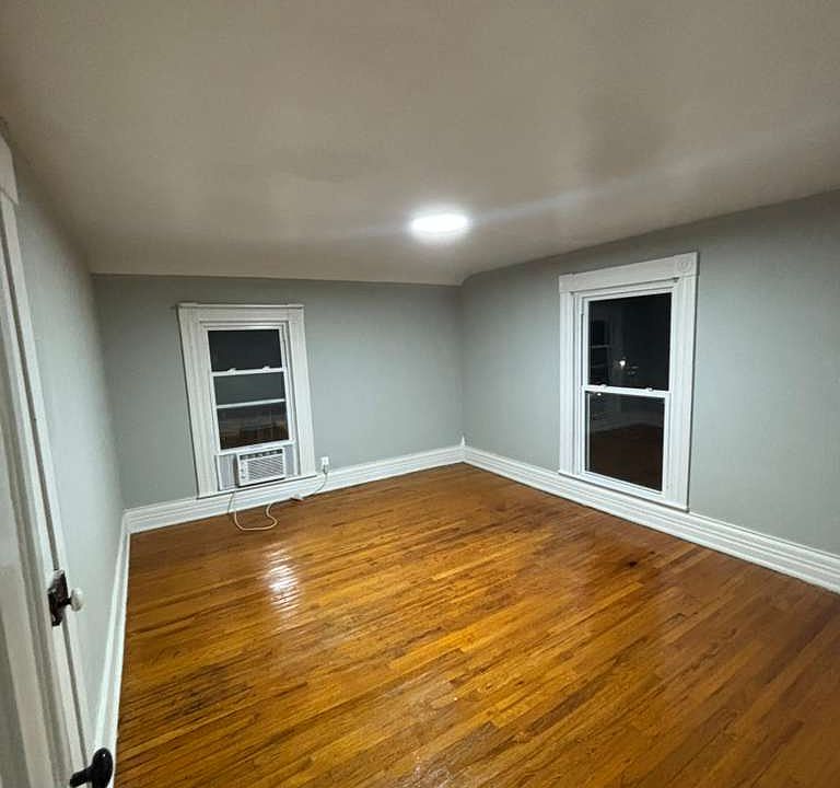 1st image of 371 N Mulberry St #2