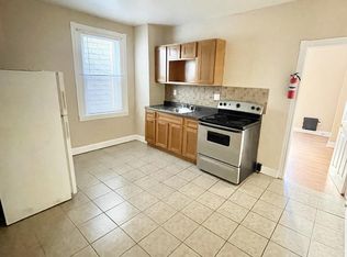 5747 Chestnut St, Philadelphia, PA 19139