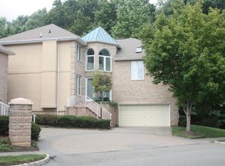 125 Mesa Verde Ct, Holmdel, NJ 07733