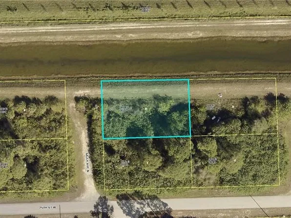 7502 SALLY AVE N, LEHIGH ACRES, FL 33971