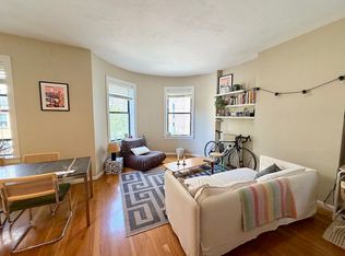 40 Saint Botolph St APT 34, Boston, MA 02116