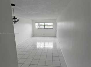 220 SW 9th Ave APT 411, Hallandale Beach, FL 33009