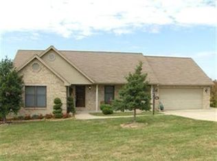 275 Fairview Rd, Williamstown, KY 41097