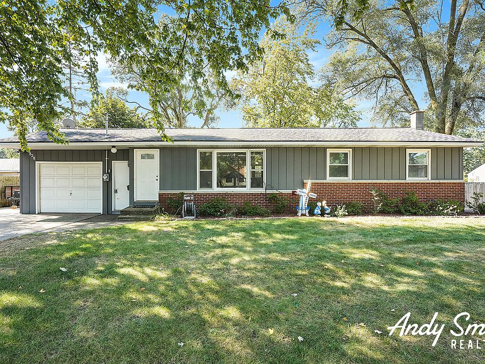 1st image of 828 Butternut Dr