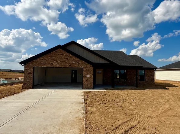 416 Lands End Dr, Berea, KY 40403