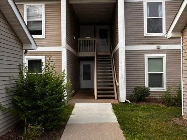 1357 Heatherwood Ln, Ann Arbor, MI 48108