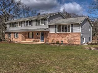 60 Bull Pine Rd, East Stroudsburg, PA 18301
