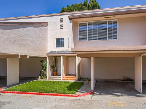 914 Acosta Plz Unit 83, Salinas, CA 93905