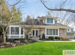 6 Bellflower Ct, Princeton, NJ 08540