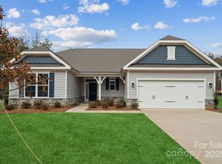 105 Brooke Forest Ct, Mooresville, NC 28115