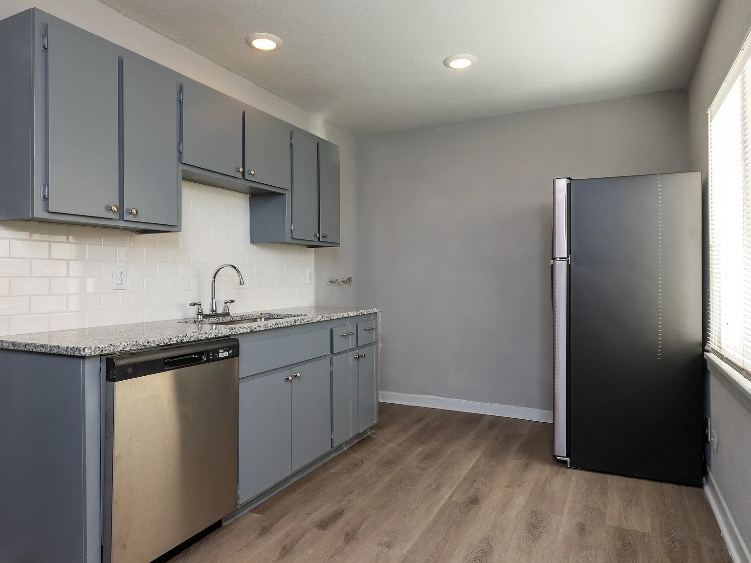 Blacklark Apartments — Photo 2