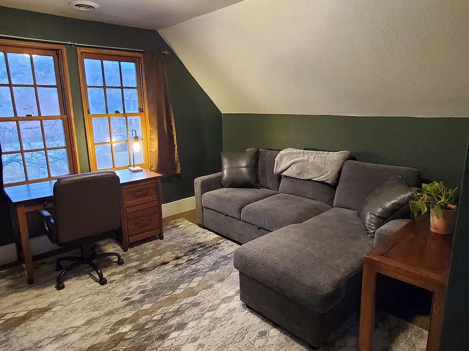 317 E Willamette Ave #1/2