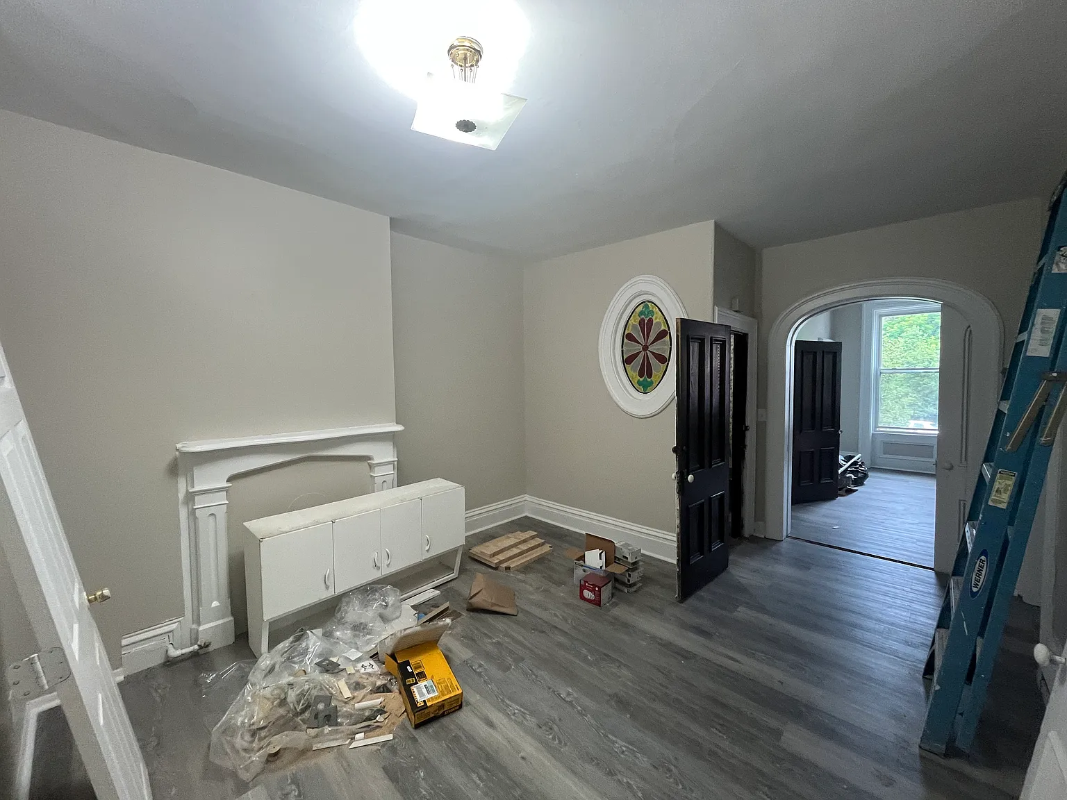 3 bed, $1,500 — Photo 2