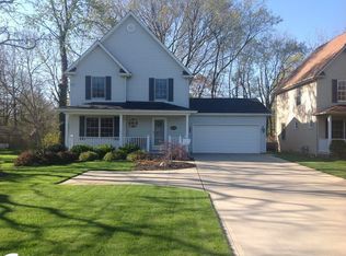 11525 W Pleasant Valley Rd, Parma, OH 44130