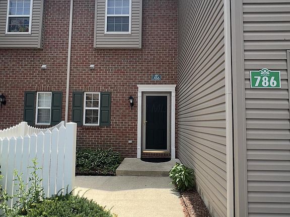 5th image of 786 Spring Valley Dr