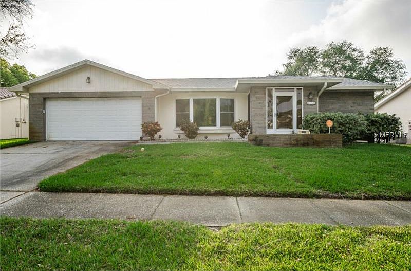 1st image of 455 Meadowlark Ln