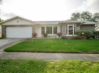 455 Meadowlark Ln, Palm Harbor, FL 34683