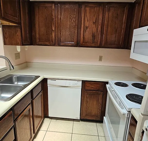 5945 E Sun County Blvd — Photo 2