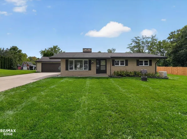 3338 Shannon Rd, Burton, MI 48529