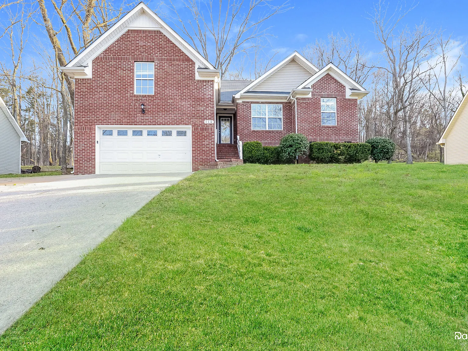3 bed, 2.0 bath, 1720 sqft, $1,840 — Photo 2