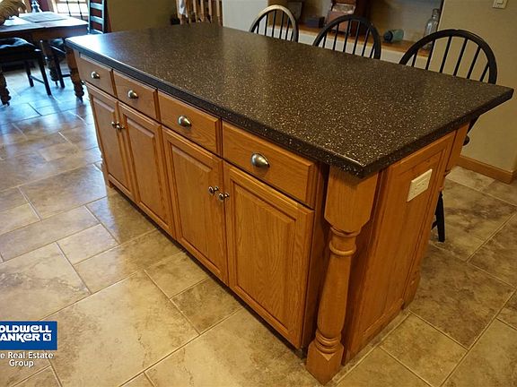 Island with Storage and Seating