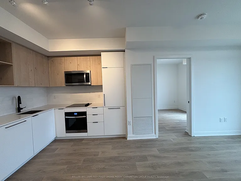 1185 Dupont St #1609 — Photo 10