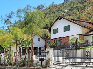 1007 Chantilly Rd, Los Angeles, CA 90077