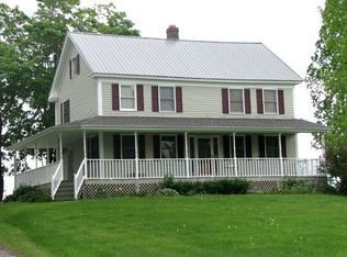 1782 Hathaway Point Rd, Saint Albans, VT 05478