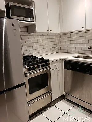 Rented by Mirador Real Estate | media 13