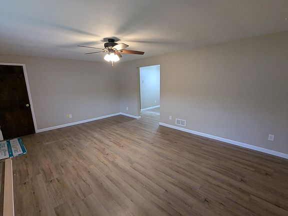 3rd image of 1149 E Central Ave