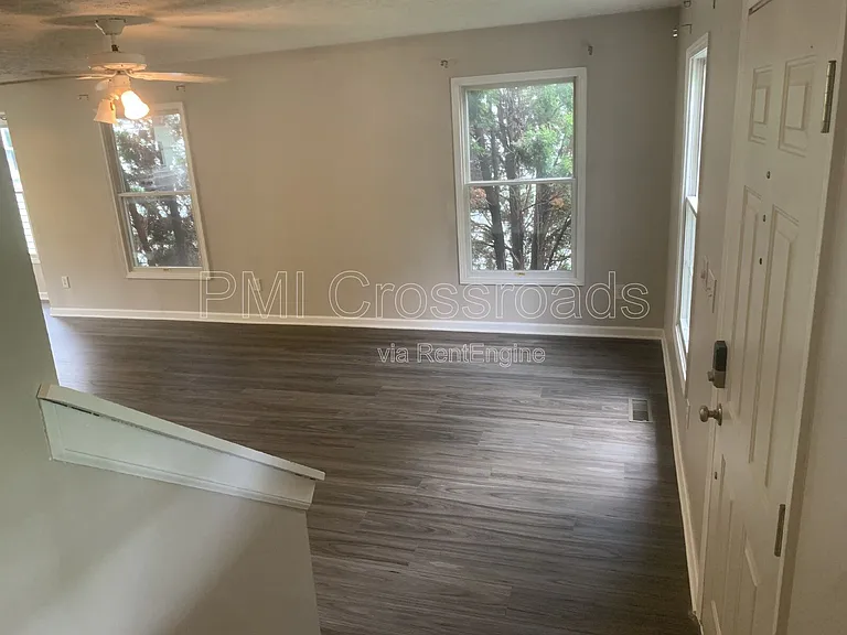 8620 Olenbrook Dr — Photo 21
