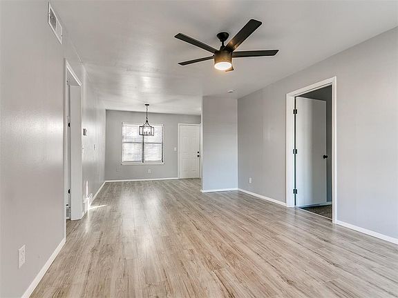 4th image of 936 SW 57th St