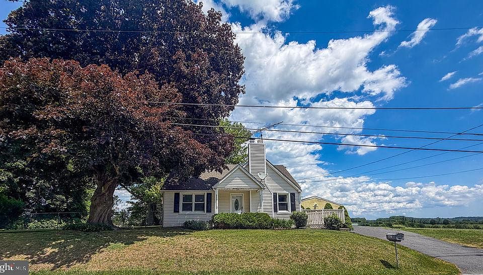 1st image of 526 Barren Rd