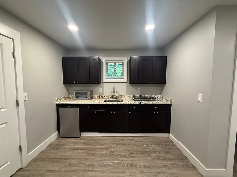116 Burnett Rd — Photo 30