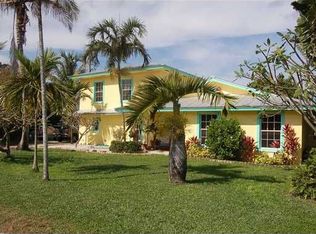 9103 SE Saturn St, Hobe Sound, FL 33455