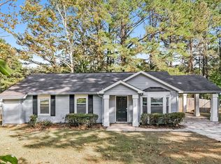 660 Utoy Cir SW, Atlanta, GA 30331