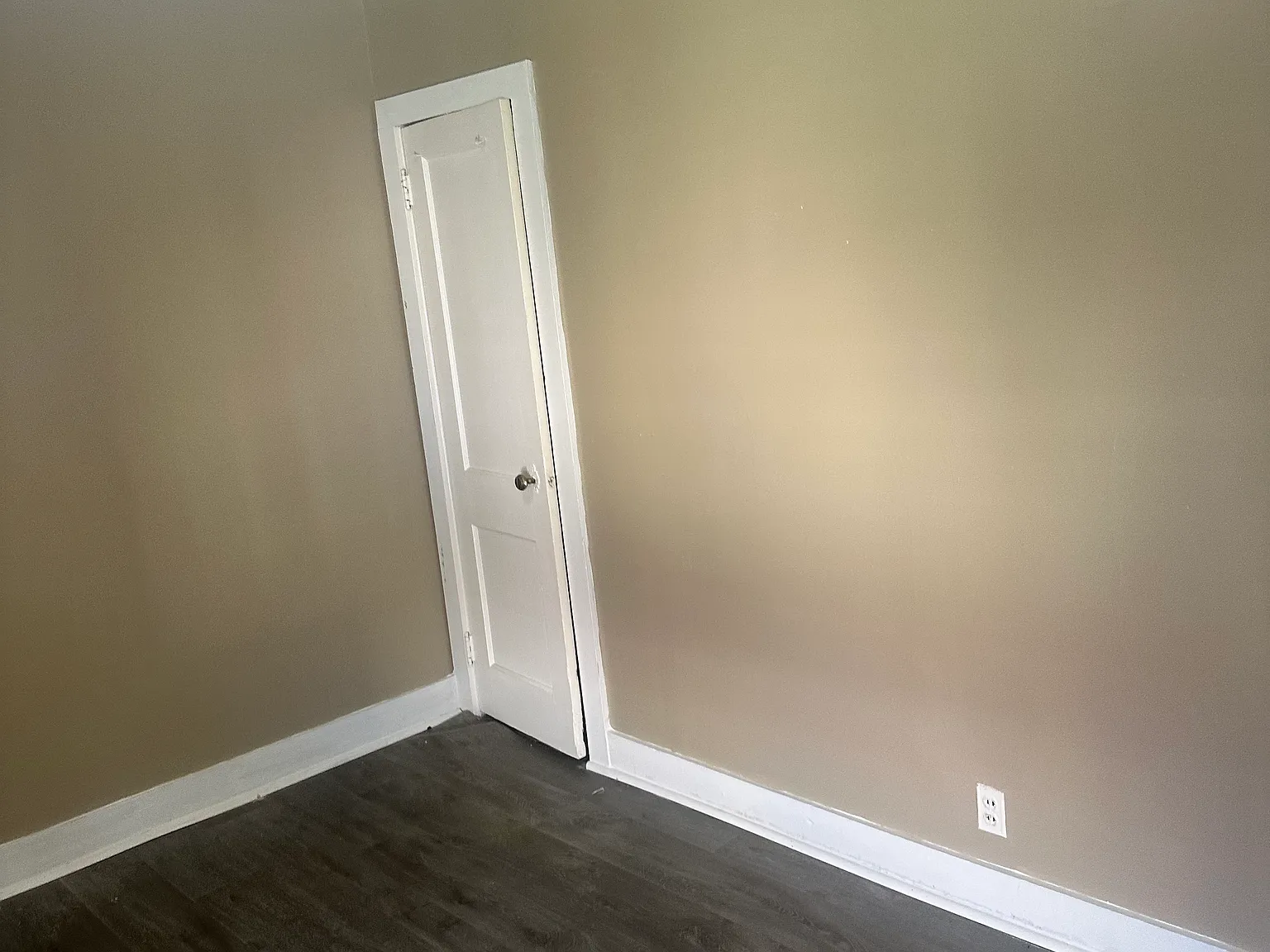 1 bed, 650 sqft, $900 — Photo 2