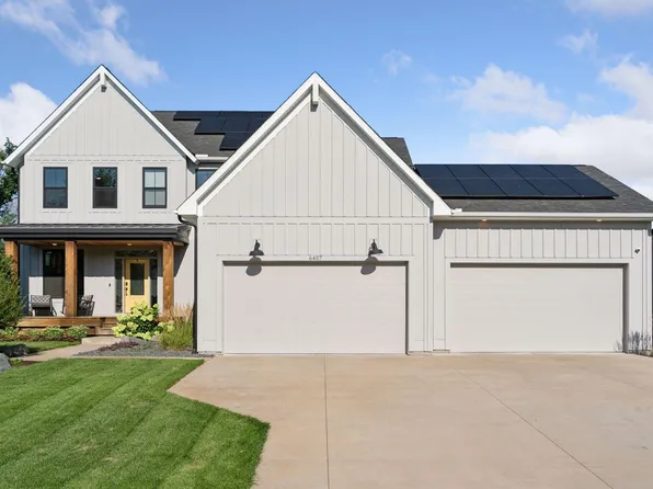 6457 Fox Rd, Lino Lakes, MN 55014