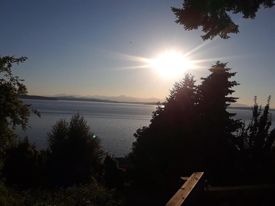 Incredible, wide open, sunset views.