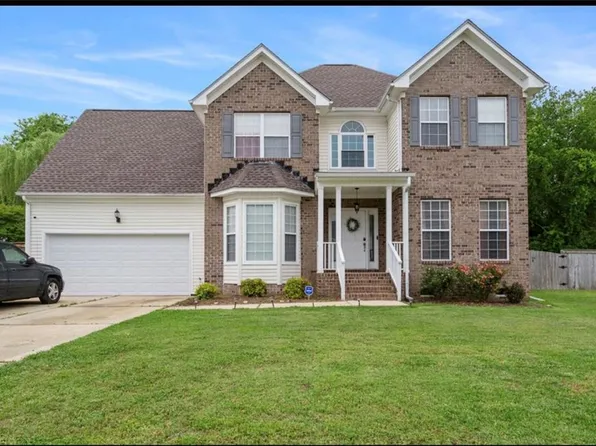 2723 Burning Tree Ln, Suffolk, VA 23435