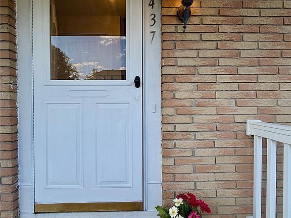 3rd image of 6437 Sterling Cir