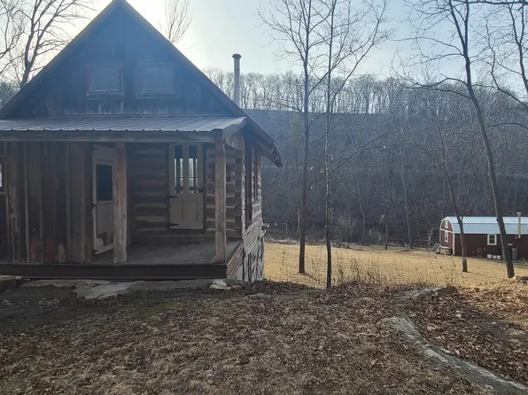 359 Volney Rd, Luana, IA 52156