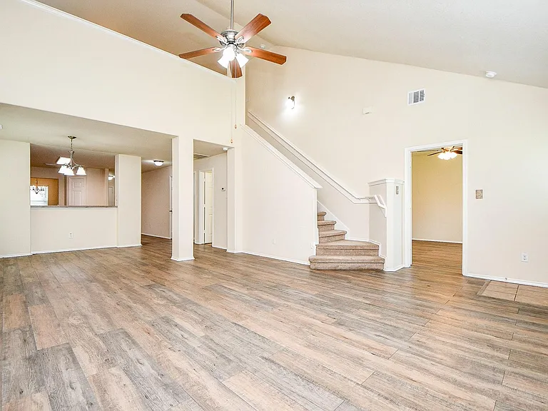 5327 Stonegate Dr — Photo 17