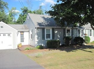23 Ripley St, Wilbraham, MA 01095